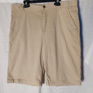 Children's Place Khaki Shorts Boys 18 Husky